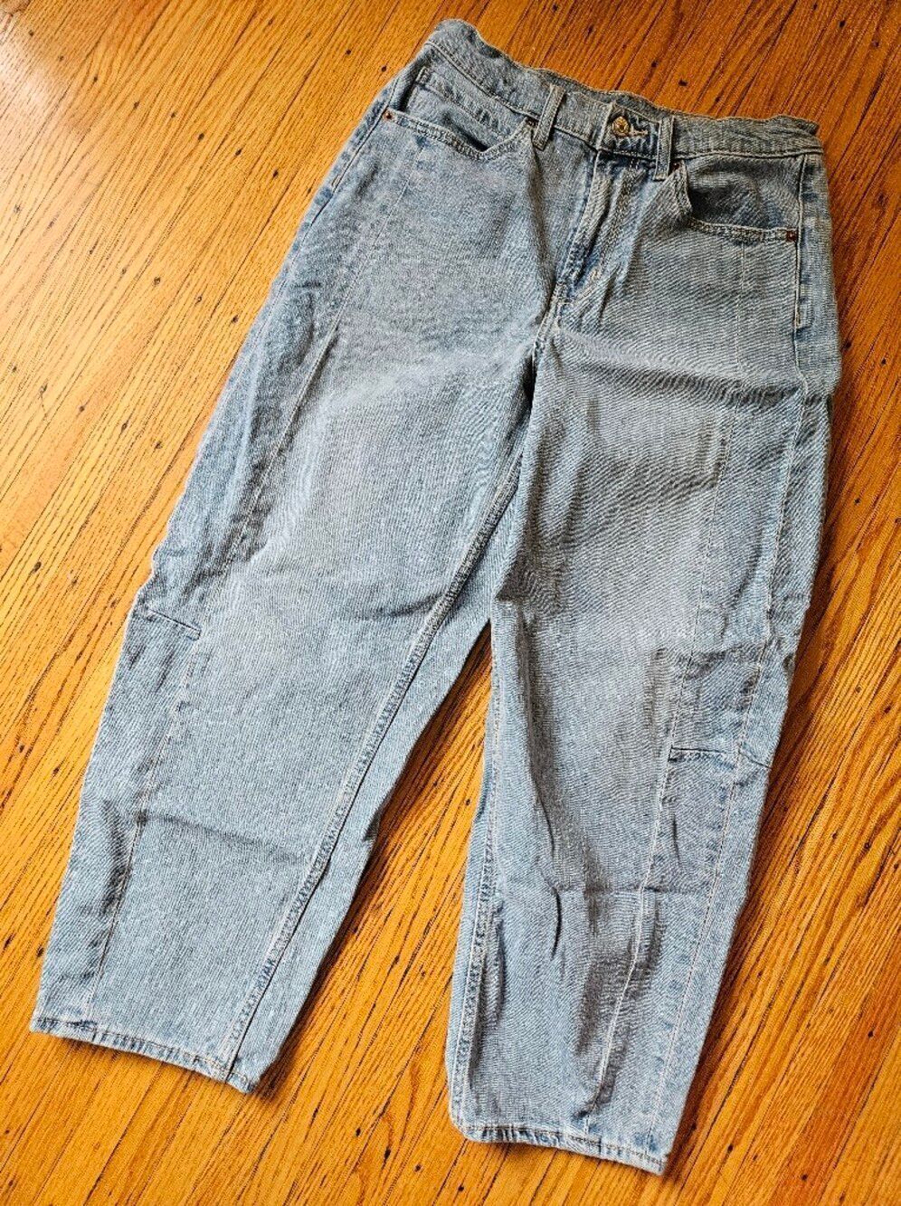 Old Navy Barrel Leg Jeans Light Wash Denim Size 8